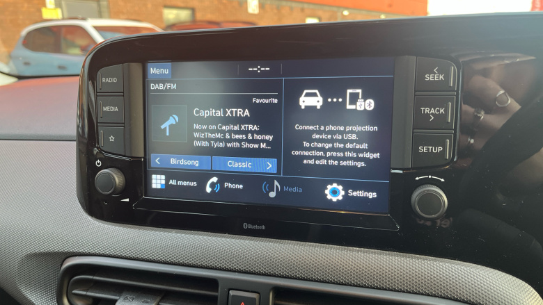 Hyundai i10 1.0 MPi SE Connect 5dr Petrol Hatchback